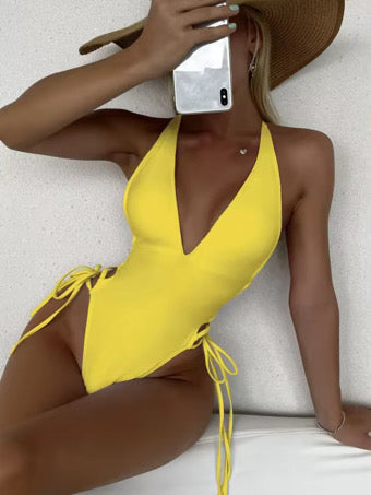 Sexy New Design One Piece Bodysuits Halter Swimwear Beautiful Girls Mini Bikini